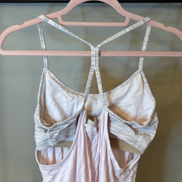 Lululemon Let It Loose Tank - Picture 4 of 5